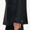 Blazer med spetsig krage i ny ull och siden