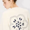 Boke Flower-broderad kofta i ull