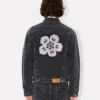 Boke Flower-broderad truckerjacka i japansk denim Boke Flower-broderad truckerjacka i japansk denim