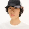 Brodad keps med ’Kenzo Signature’