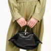 Kenzo Kumo’ crossbody-väskan i läder Kenzo Kumo’ crossbody-väskan i läder