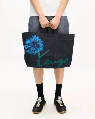Kenzo Tulip stor tygväska i denimliknande twill Kenzo Tulip stor tygväska i denimliknande twill