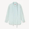 Oversized skjorta med rosett i Stone Bleach Chambray Oversized skjorta med rosett i Stone Bleach Chambray