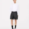 Skräddarsydda shorts i ny ull och silke Skräddarsydda shorts i ny ull och silke