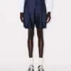 Skräddarsydda shorts i ny ull och silke Skräddarsydda shorts i ny ull och silke